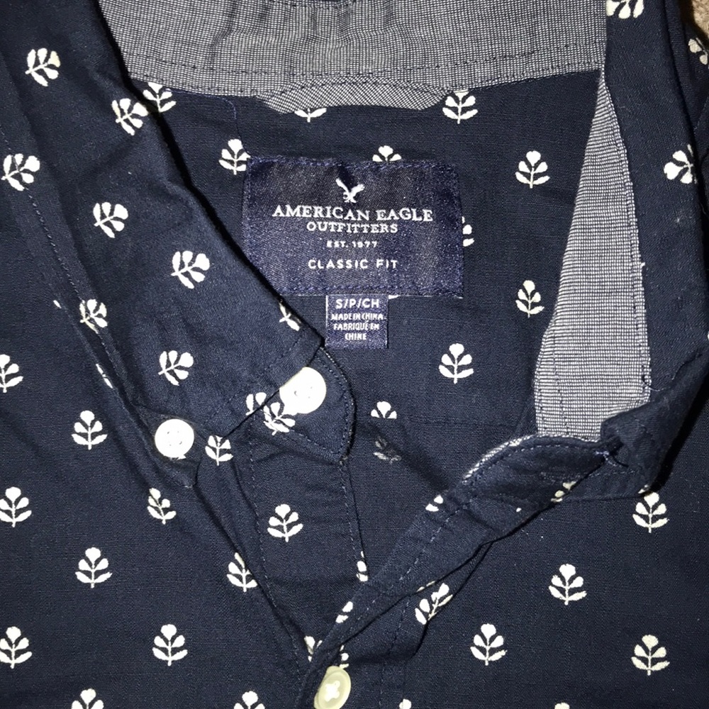 American Eagle Button Up - Picture 2 of 3